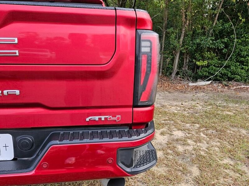 Used 2024 GMC Sierra 2500 AT4 w/ AT4 Premium Plus Package image 17