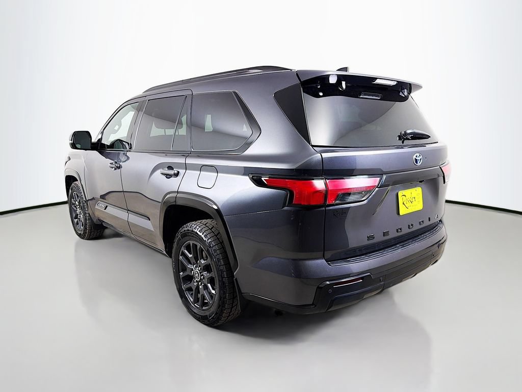 Used 2023 Toyota Sequoia Platinum AWD/4WD image 8
