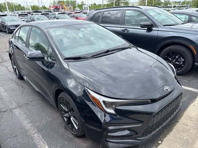Used 2023 Toyota Corolla SE FWD image 7