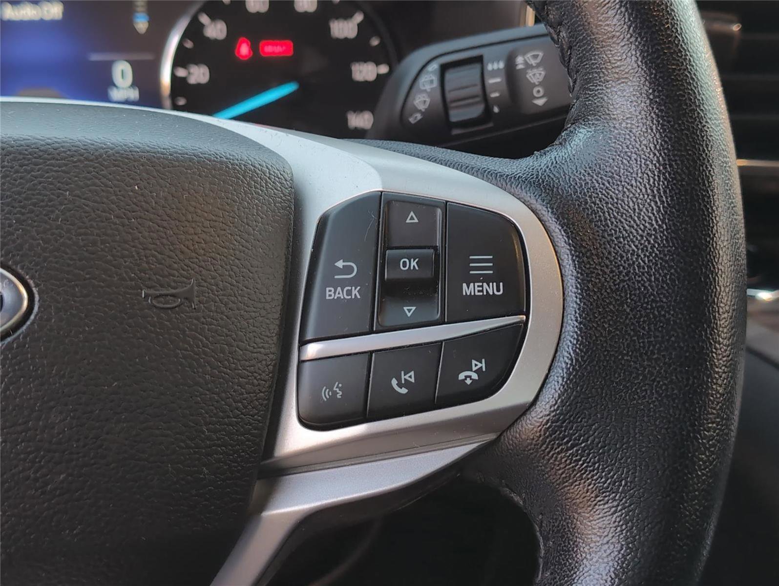 Used 2022 Ford Explorer Limited w/ Equipment Group 301A image 24