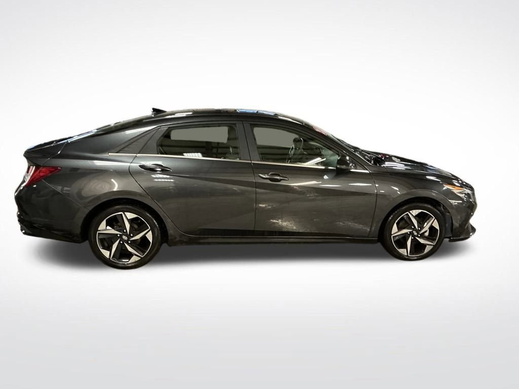 Used 2021 Hyundai Elantra SEL w/ Convenience + Premium Package image 7