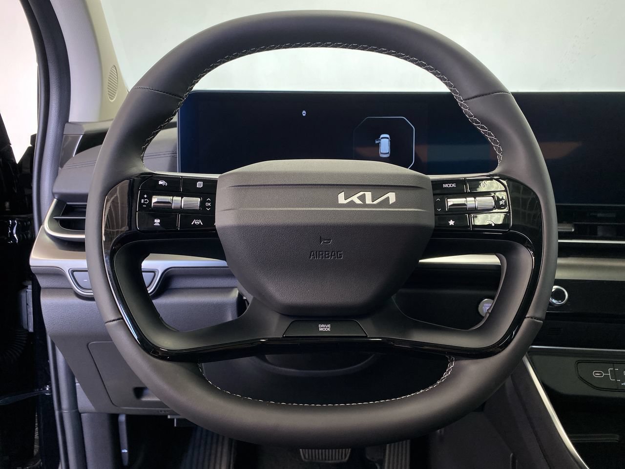New 2027 Kia Carnival SX w/ Dark Edition Package FWD image 22