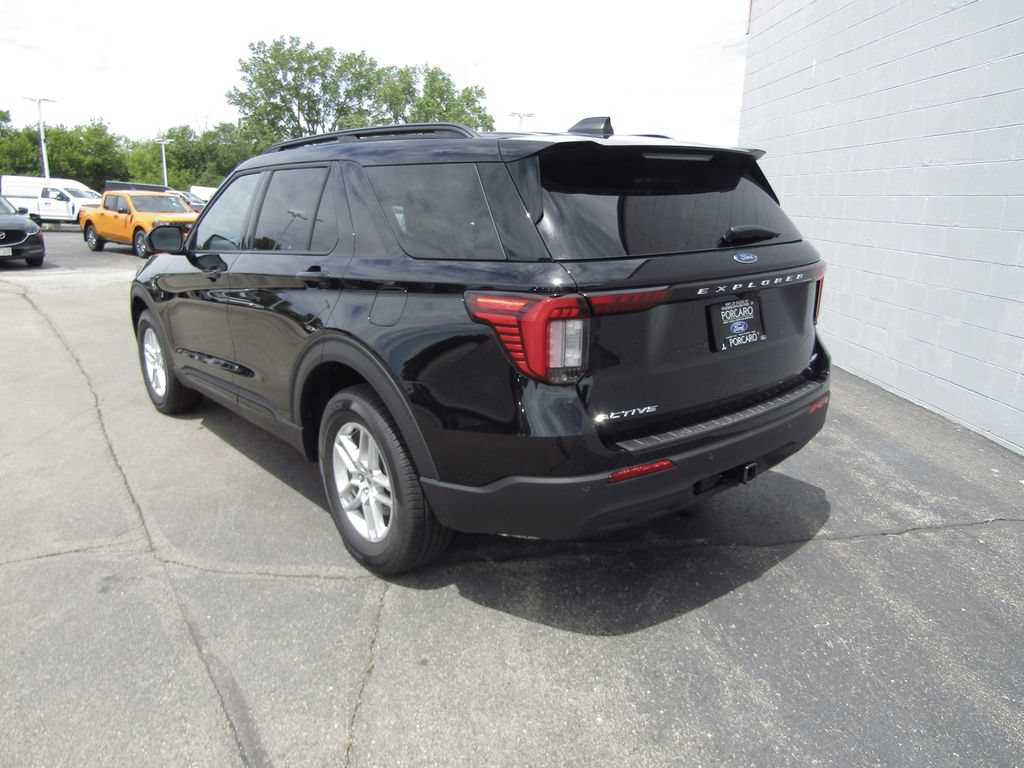 New 2026 Ford Explorer Active AWD/4WD image 4
