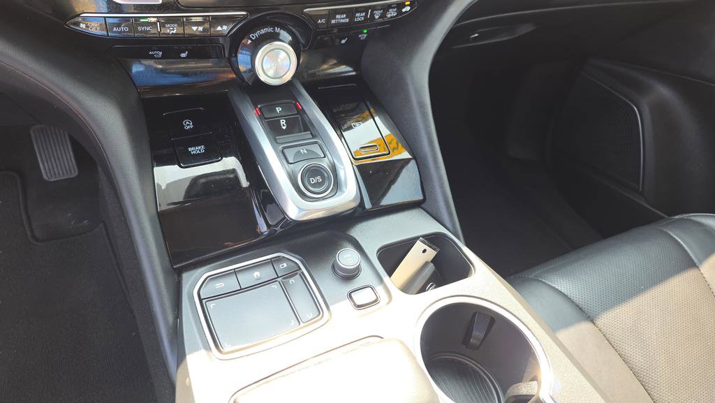 Used 2023 Acura MDX SH-AWD w/ Technology Package image 21