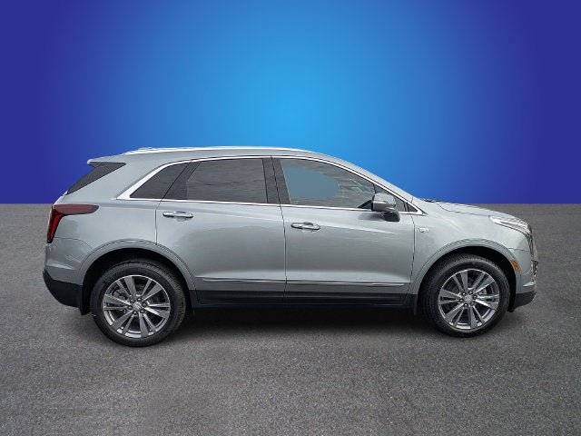 New 2026 Cadillac XT5 Premium Luxury w/ LPO, Floor Liner Package FWD image 6