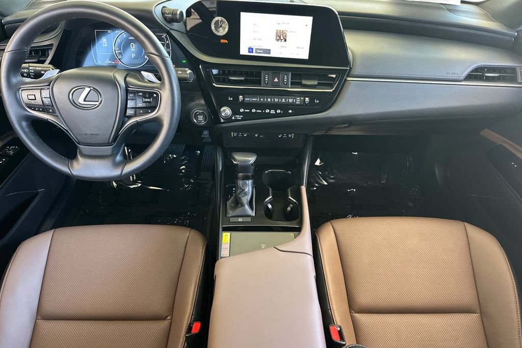Used 2024 Lexus ES 350 w/ Premium Package FWD image 15