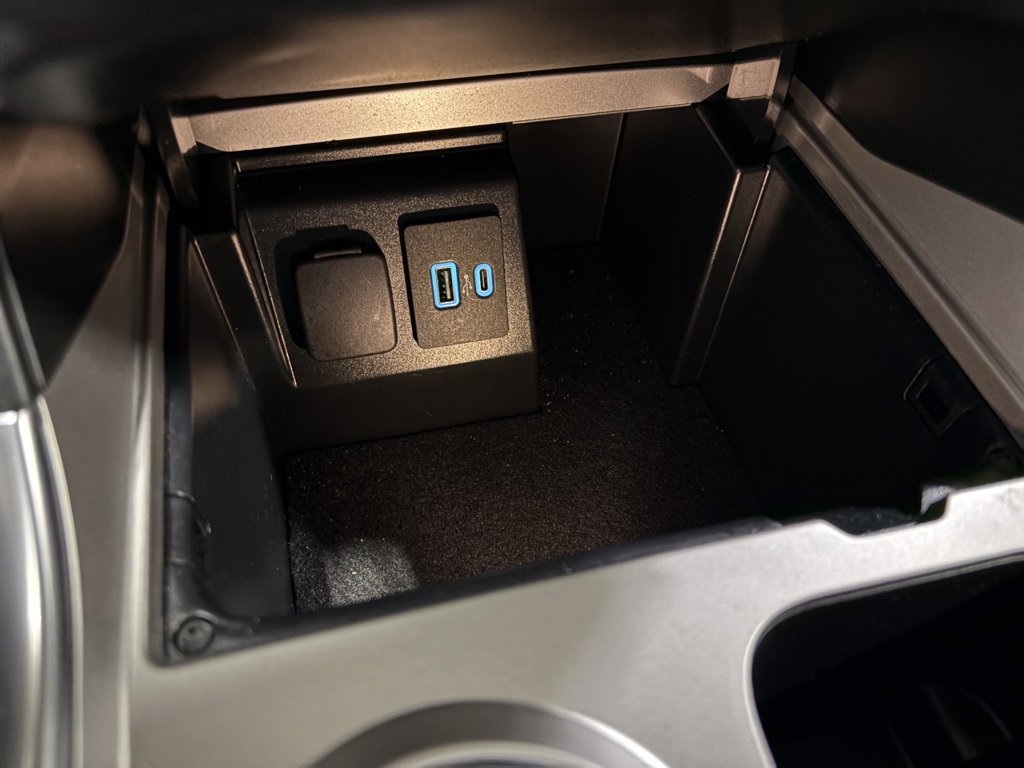 Certified 2023 Ford Explorer XLT w/ Equipment Group 202A image 13