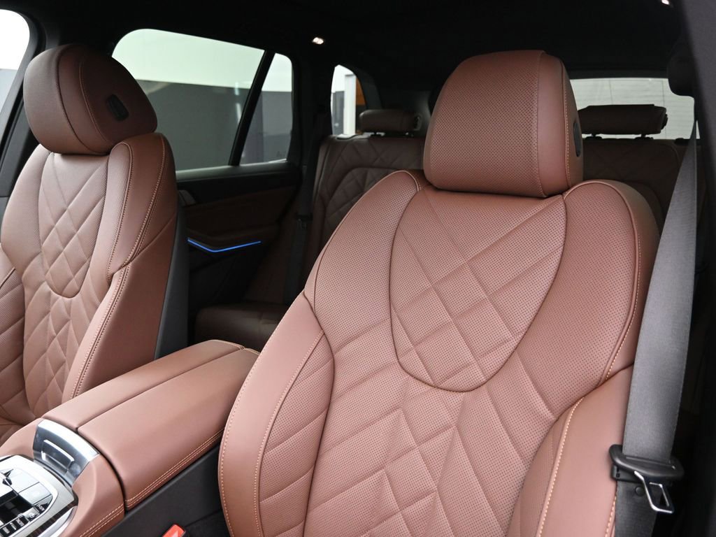 New 2026 BMW X5 xDrive50e AWD/4WD image 13