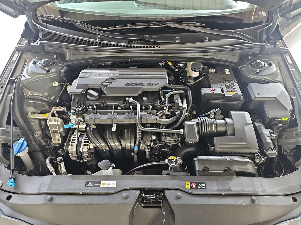 New 2026 Hyundai Elantra SEL Sport Premium FWD image 32
