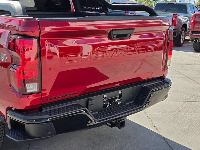 Certified 2025 Chevrolet Colorado Trail Boss w/ Midnight Edition AWD/4WD image 5