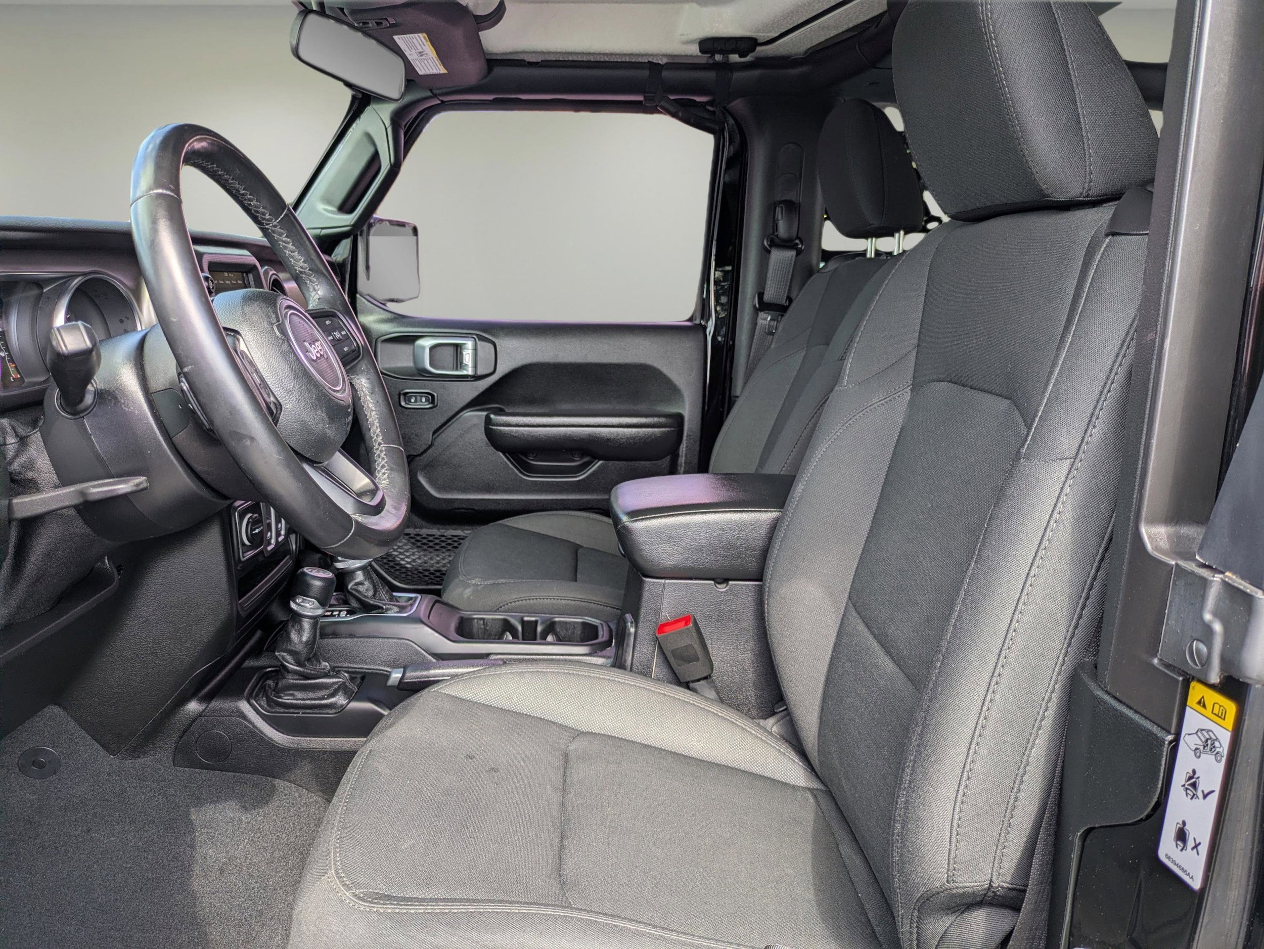 Used 2020 Jeep Wrangler Sport AWD/4WD image 16