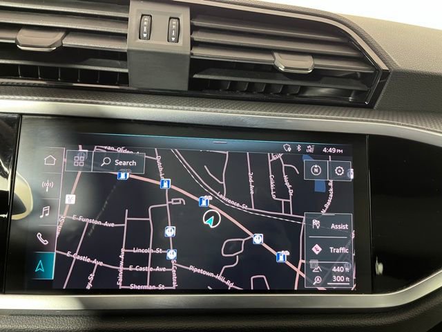 Used 2020 Audi Q3 2.0T Prestige w/ Prestige Package image 17