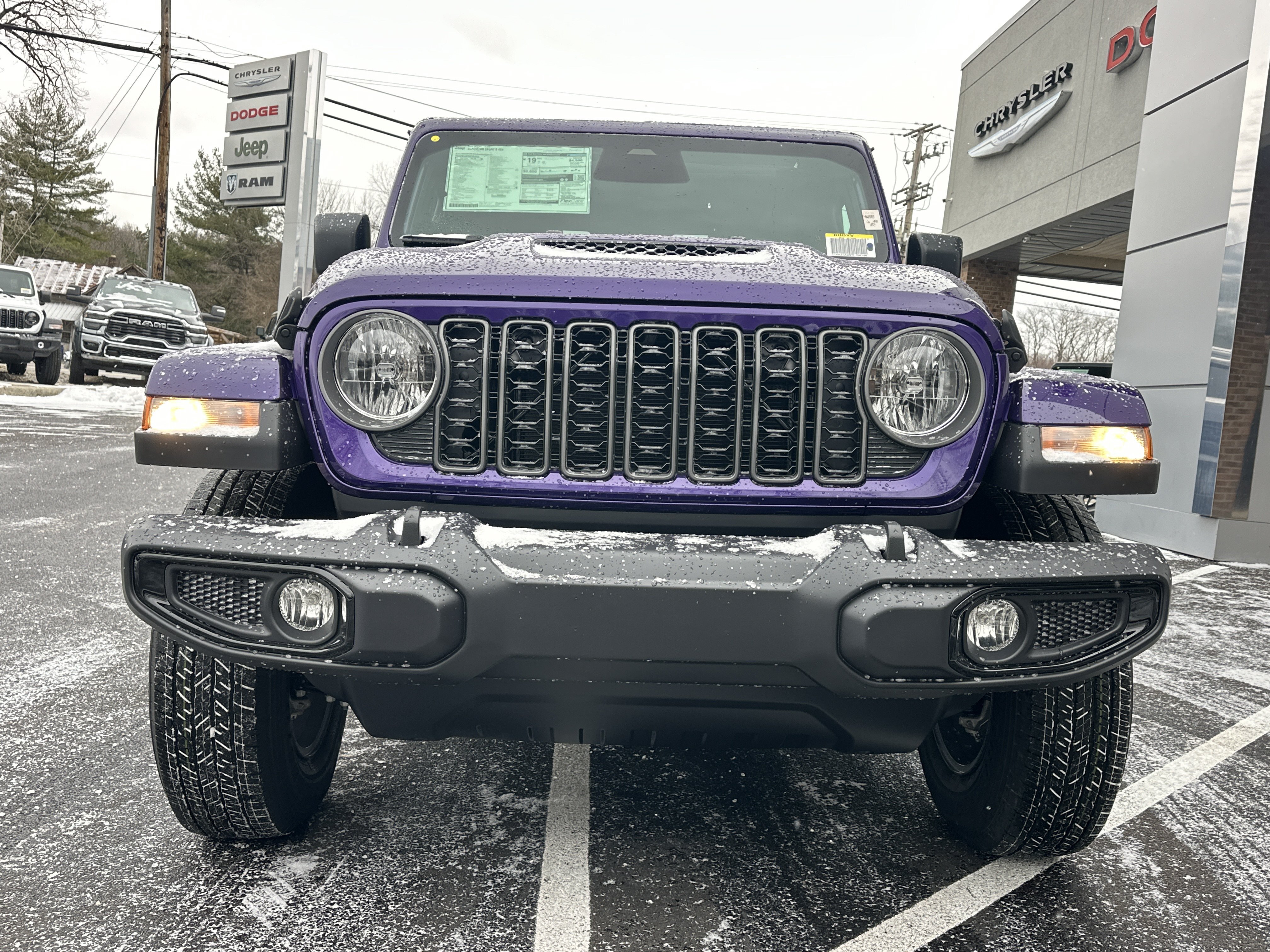 New 2026 Jeep Gladiator Sport AWD/4WD image 22