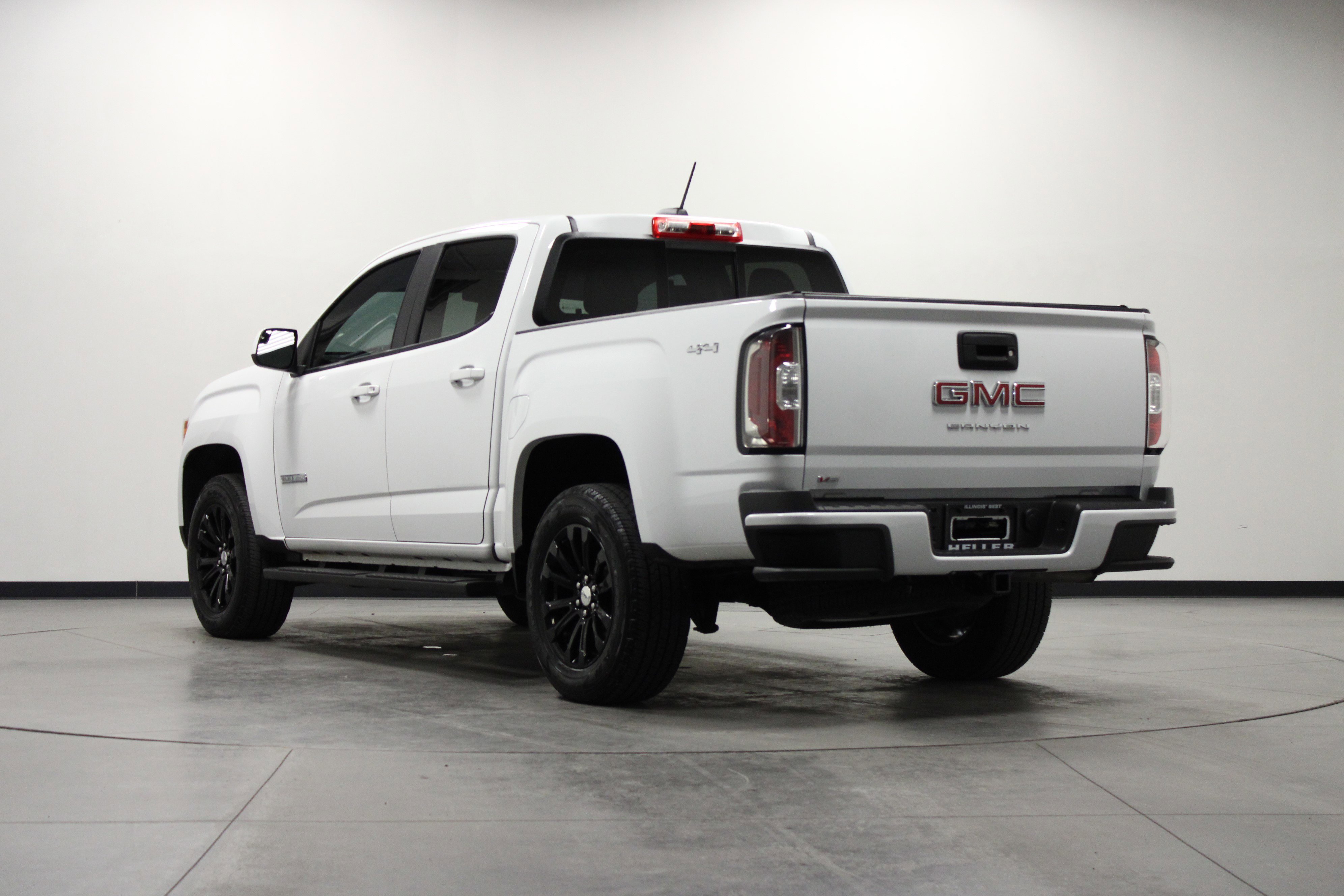 Used 2022 GMC Canyon Elevation w/ Elevation Premium Package image 6