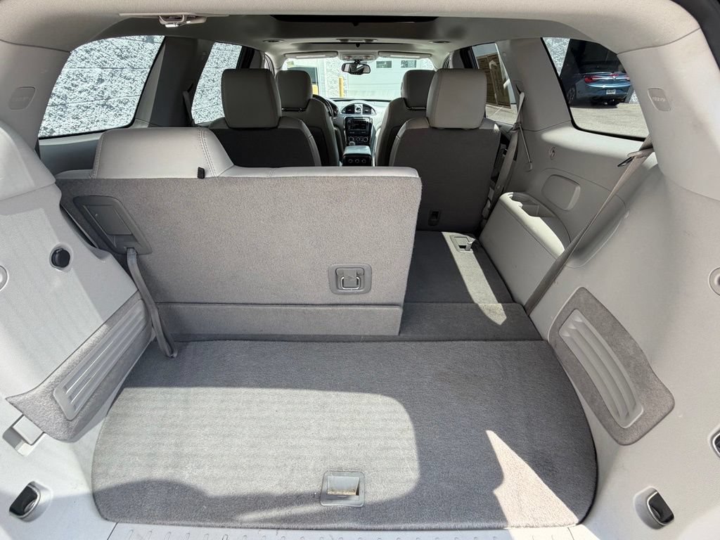 Used 2017 Buick Enclave Leather FWD image 11