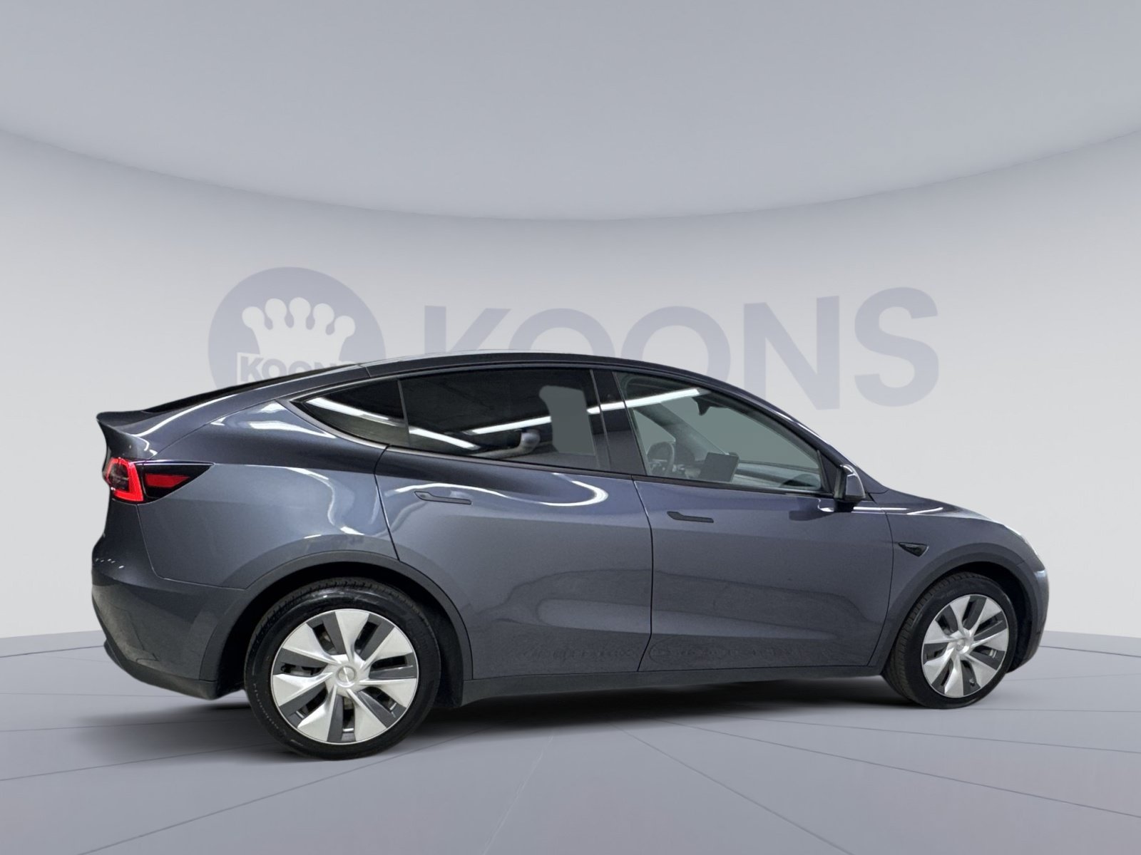 Used 2023 Tesla Model Y Long Range AWD/4WD image 21