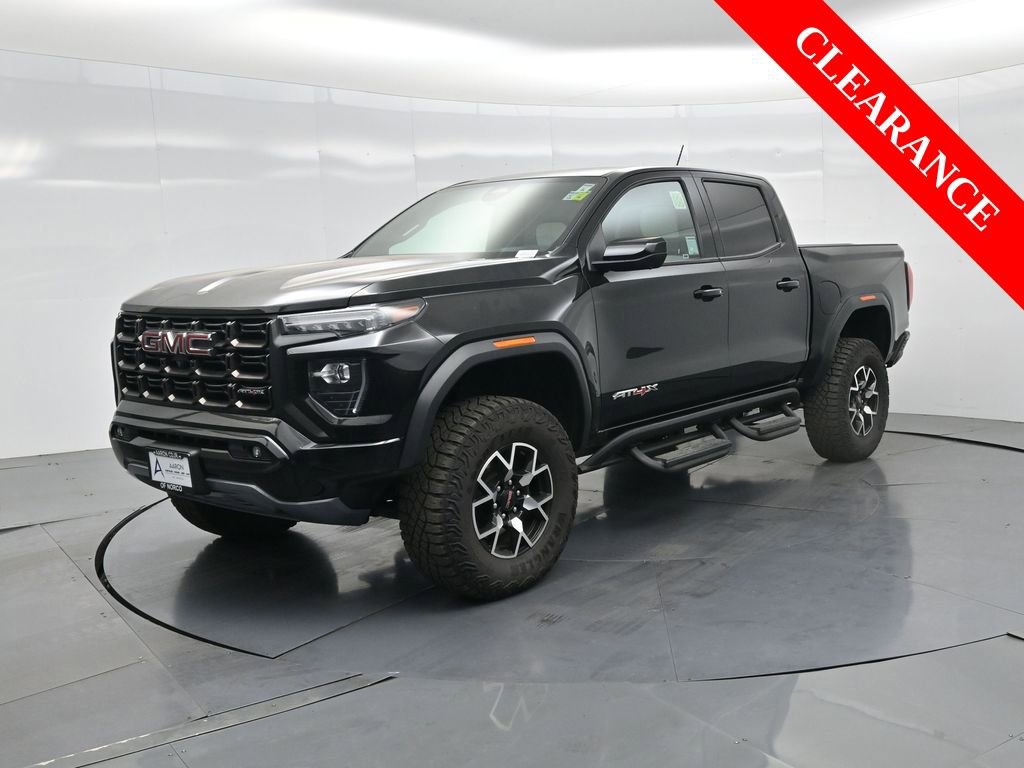Used 2024 GMC Canyon AT4X image 3