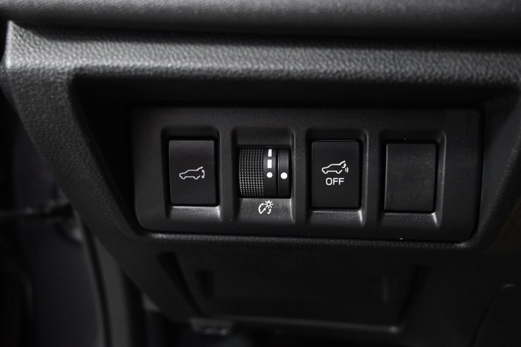 Used 2021 Subaru Outback Touring AWD/4WD image 24