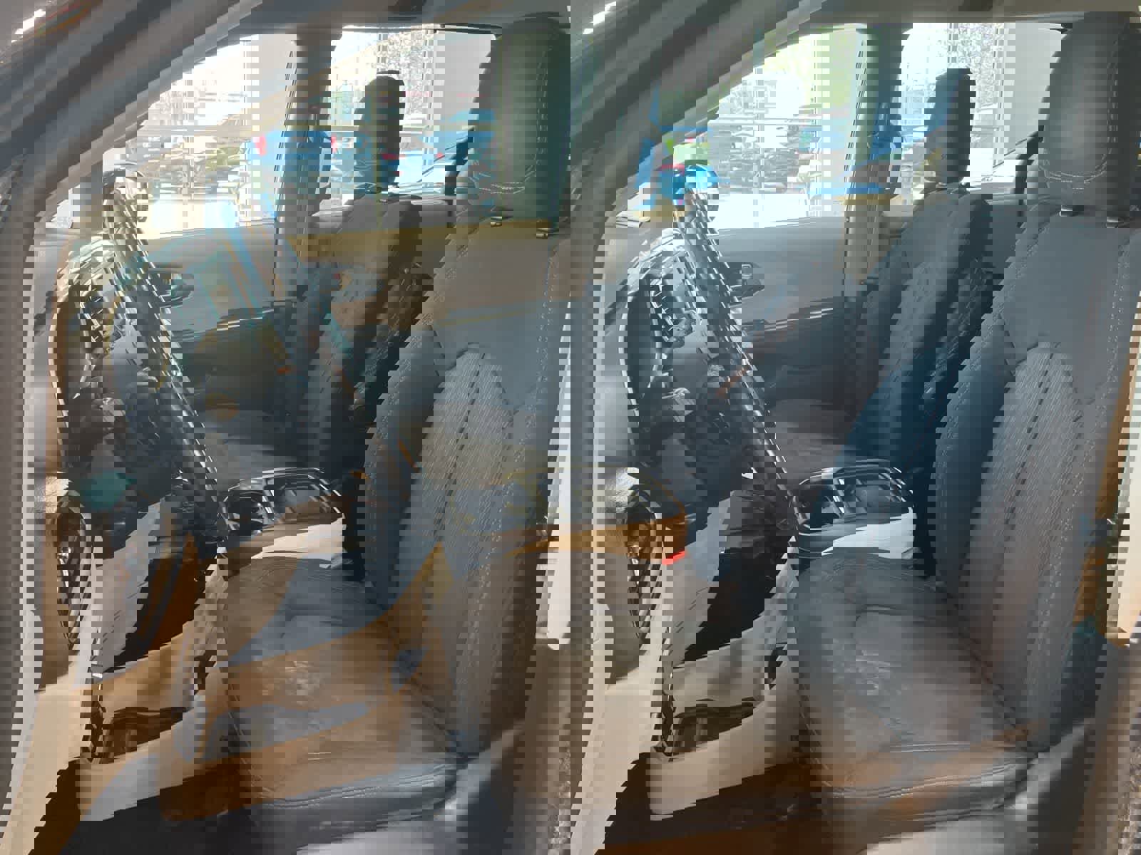 Used 2020 Chrysler Pacifica Touring w/ Cold Weather Group image 10