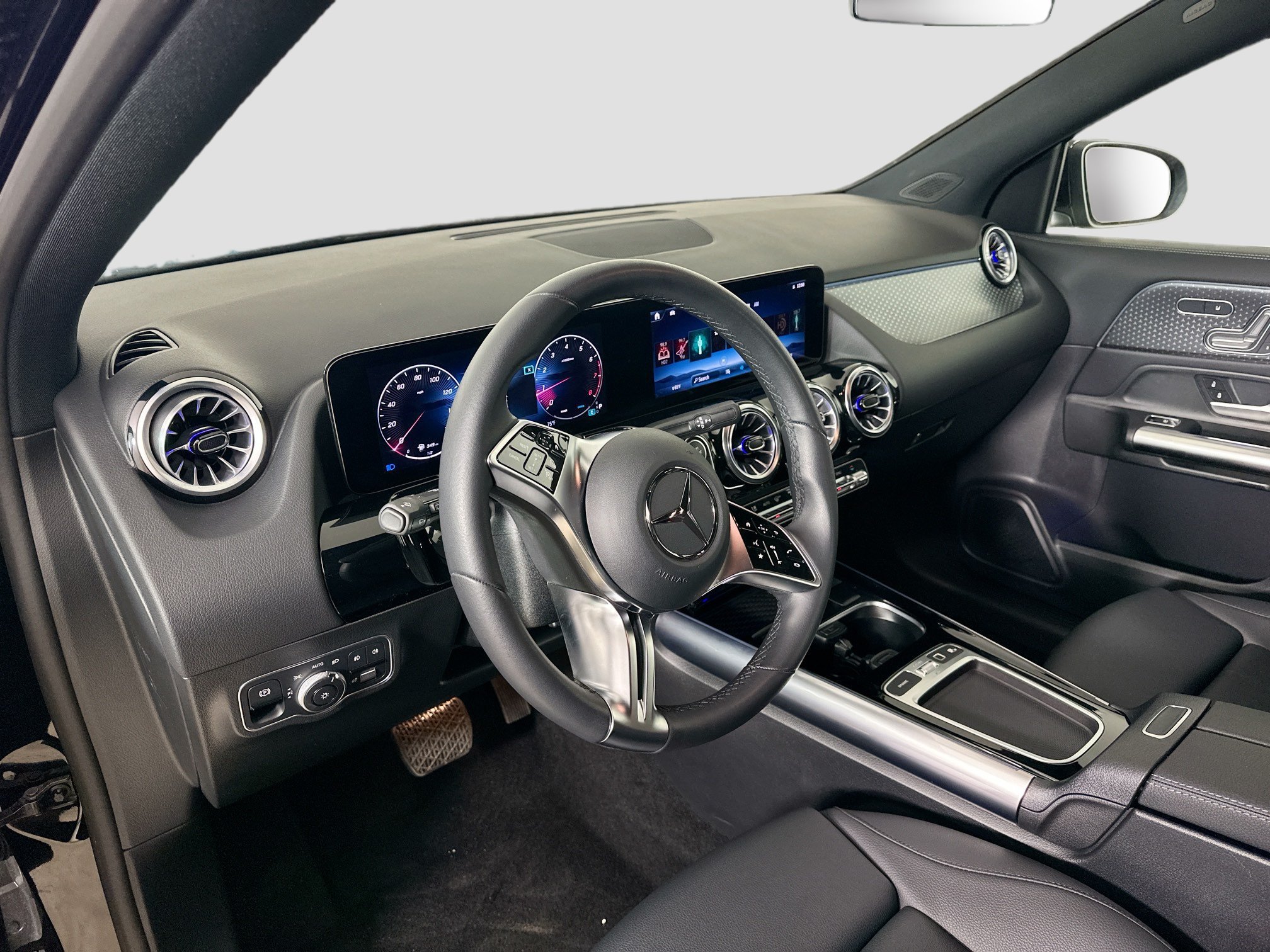 Certified 2026 Mercedes-Benz GLA 250 4MATIC image 9