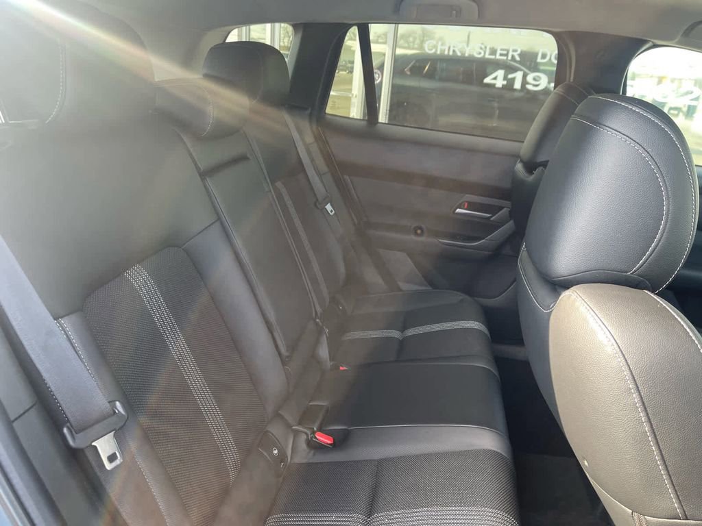 Used 2025 MAZDA CX-50 AWD 2.5 S w/ Preferred Package image 14