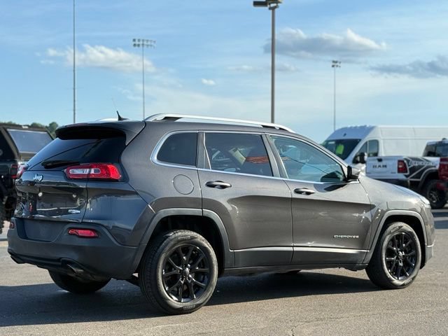 Used 2014 Jeep Cherokee Latitude w/ Cold Weather Group FWD image 37