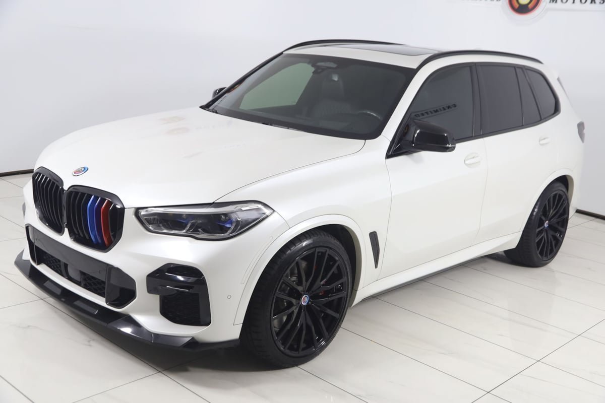 Used 2022 BMW X5 M50i w/ Executive Package AWD/4WD image 27