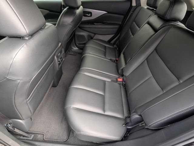 Used 2024 Nissan Murano SV w/ SV Midnight Edition Package FWD image 17