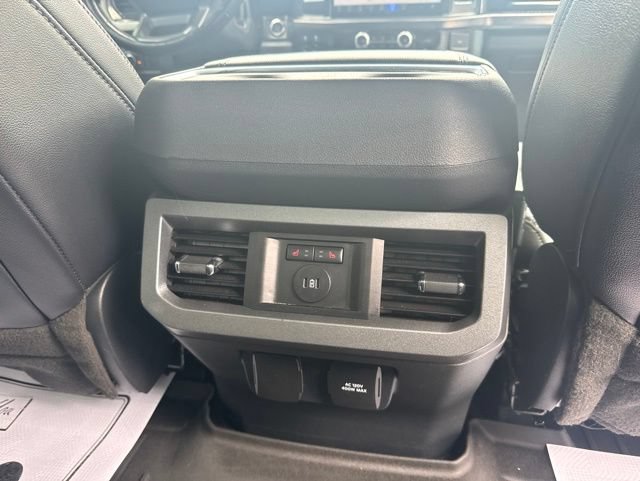 Used 2023 Ford F350 Lariat w/ Sport Appearance Package AWD/4WD image 14