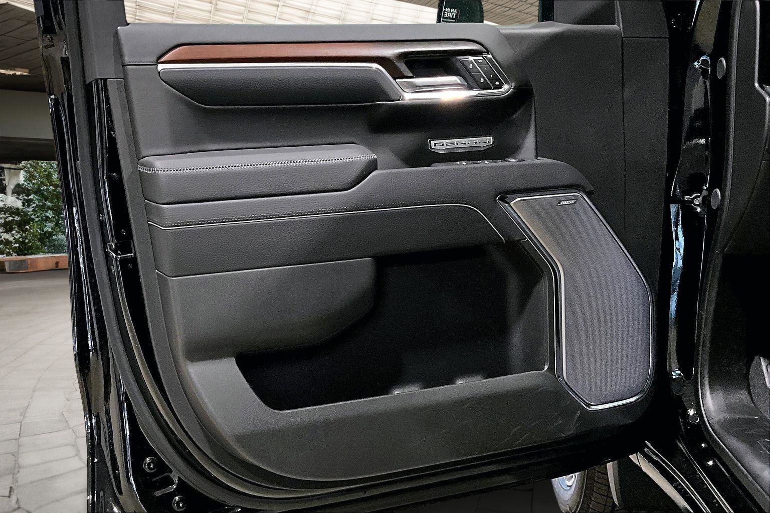 New 2026 GMC Sierra 1500 Denali w/ Denali Reserve Package image 10