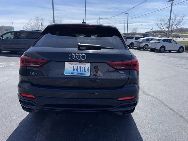 Used 2022 Audi Q3 2.0T Premium Plus w/ Premium Plus Package image 6
