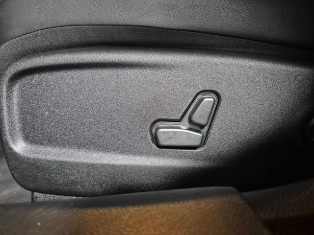 Used 2021 Chrysler 300 S RWD image 16