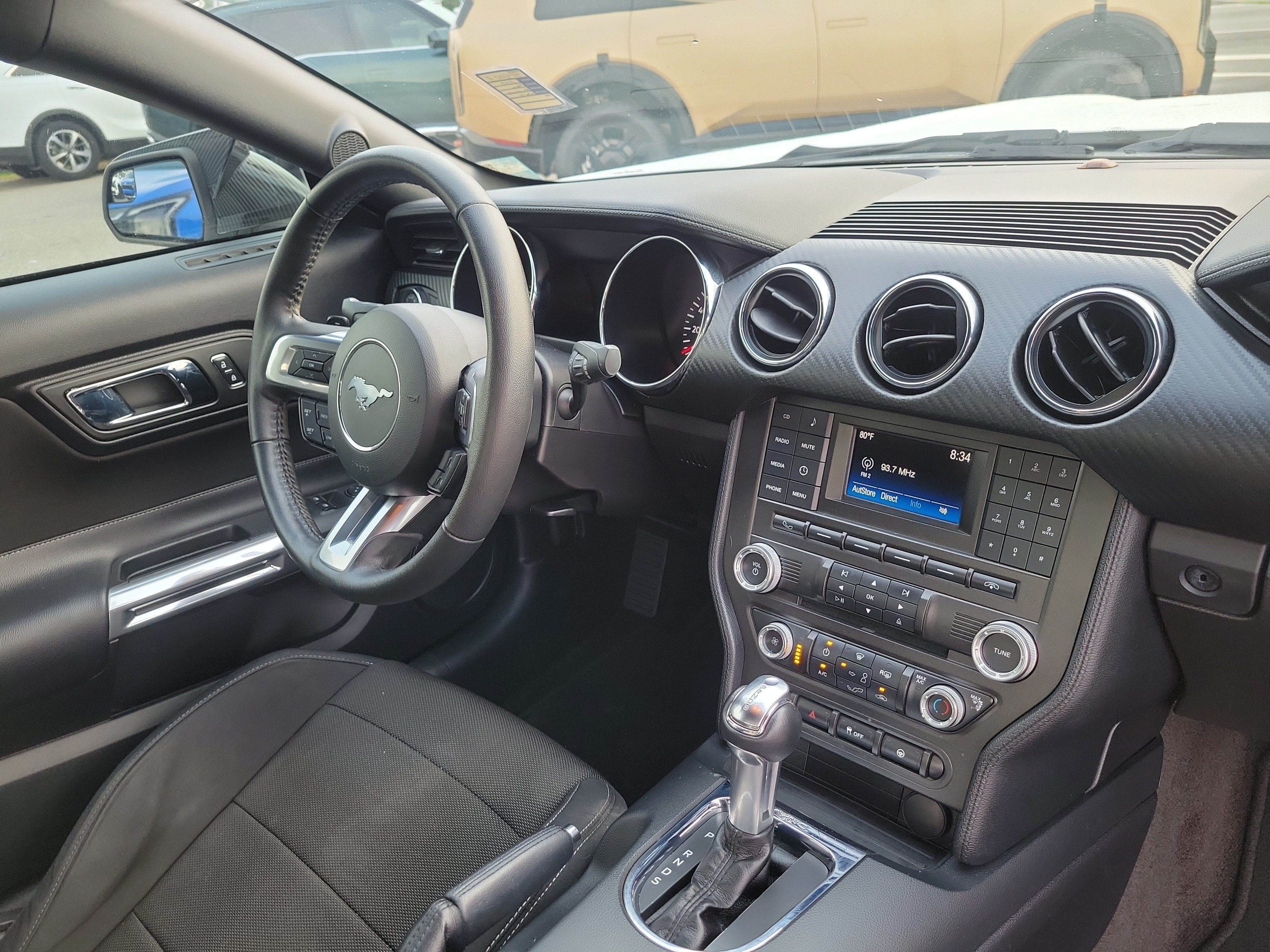 Used 2017 Ford Mustang Coupe RWD image 6