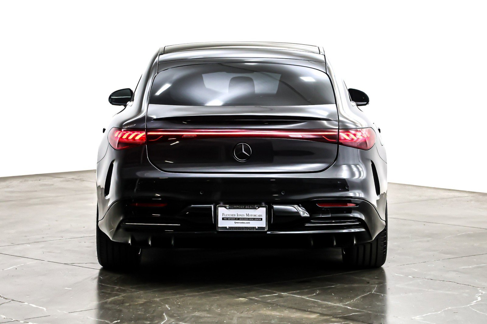 Certified 2022 Mercedes-Benz EQS 580 4MATIC Sedan image 5