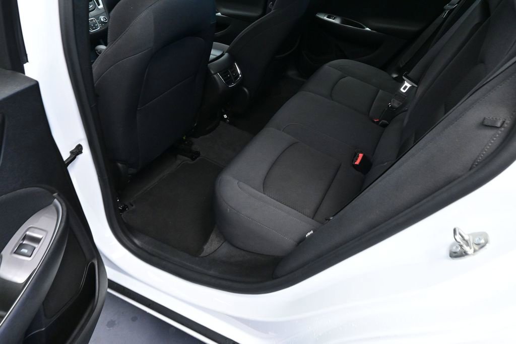 Used 2024 Chevrolet Malibu LT FWD image 16