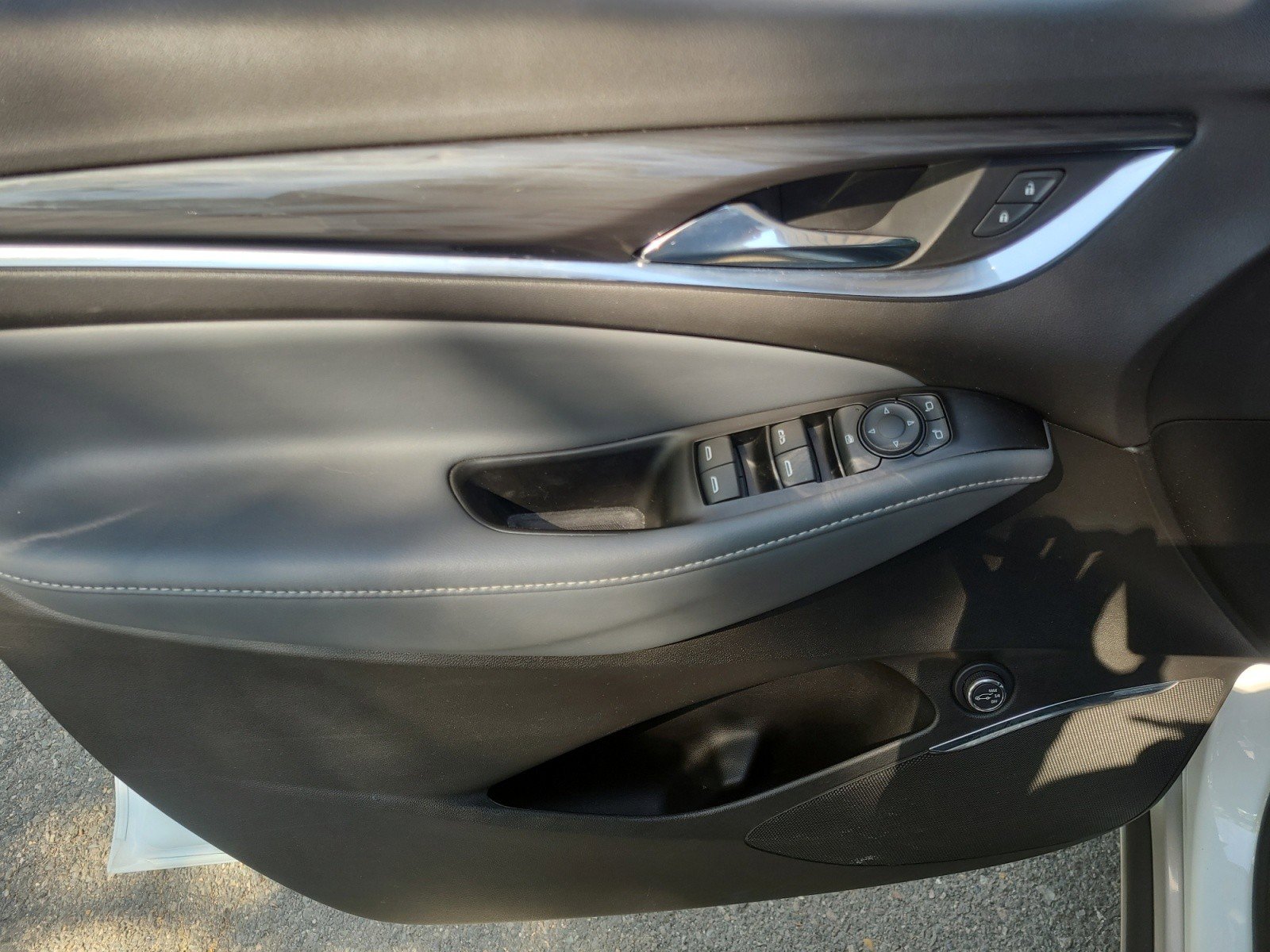 Used 2023 Buick Enclave Essence w/ Trailering Package, 5000 lbs. image 22