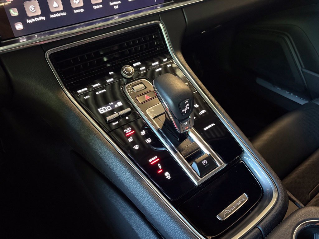 Used 2023 Porsche Panamera 4S AWD/4WD image 31