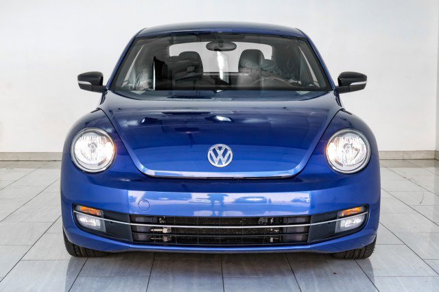 Used 2012 Volkswagen Beetle 2.0T FWD image 3