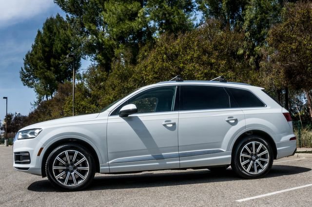 Used 2017 Audi Q7 3.0T Premium AWD/4WD image 4