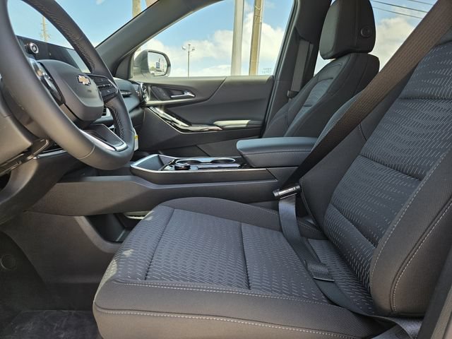 New 2026 Chevrolet Equinox LT w/ Safety and Technology Package FWD image 15