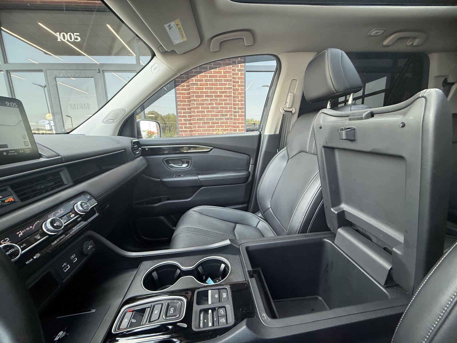 Used 2024 Honda Pilot Touring image 12