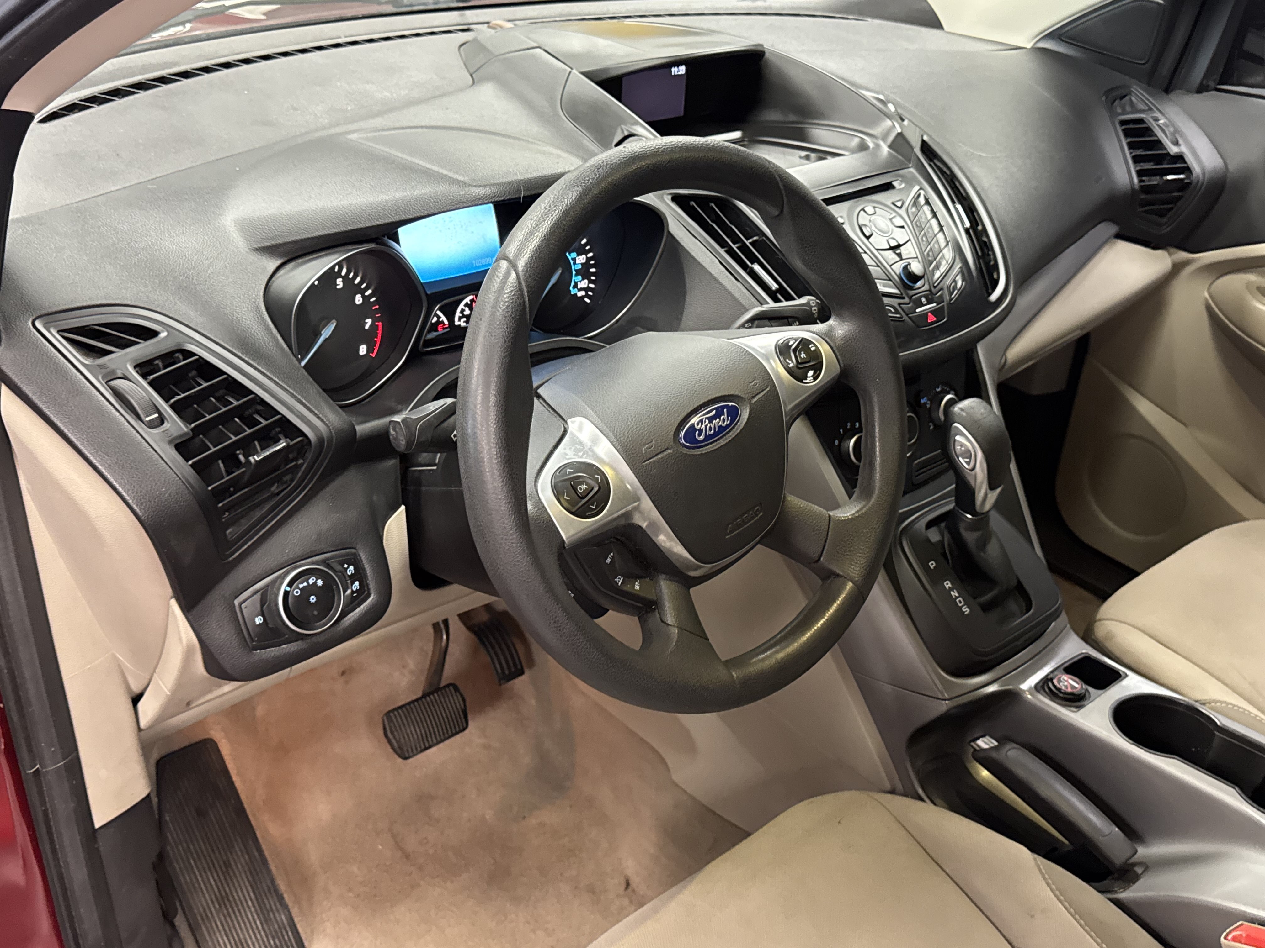 Used 2016 Ford Escape SE FWD image 8