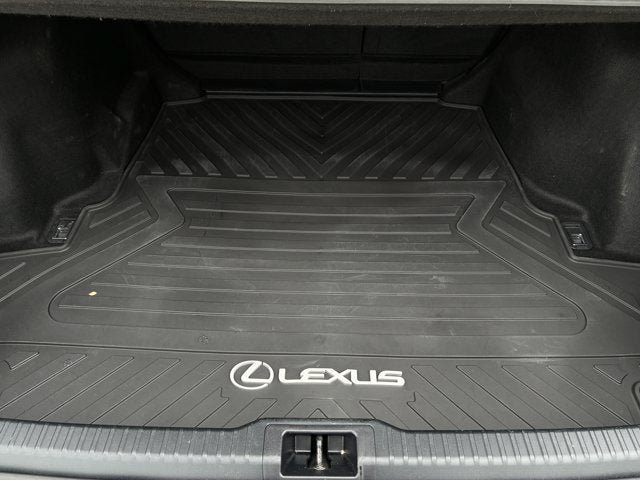 Used 2024 Lexus IS 350 F Sport RWD image 21