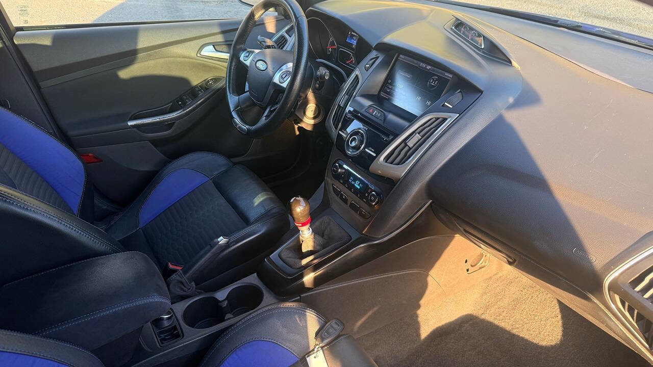 Used 2013 Ford Focus ST image 22