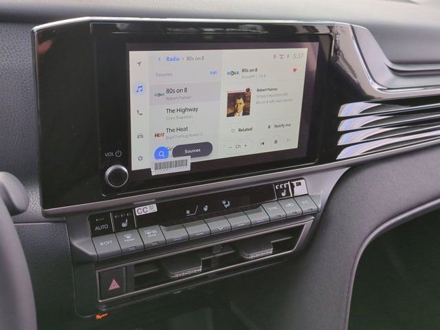 Used 2026 Toyota Camry LE image 11