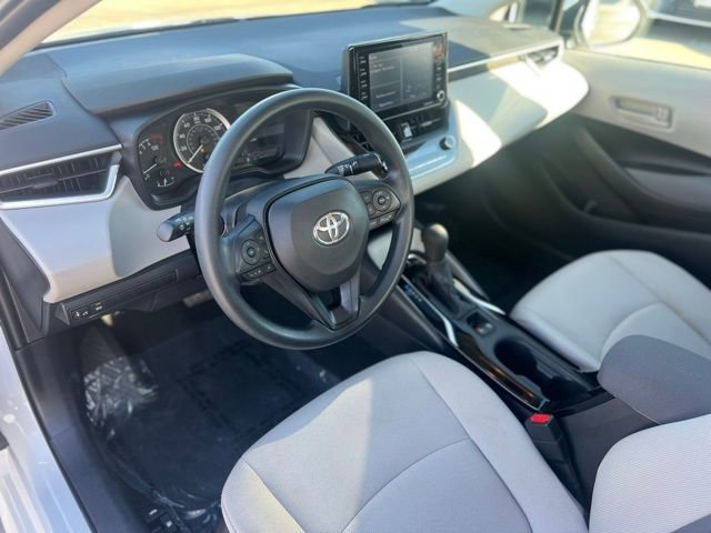 Used 2022 Toyota Corolla LE w/ Carpet Mat Package (TMS) image 13