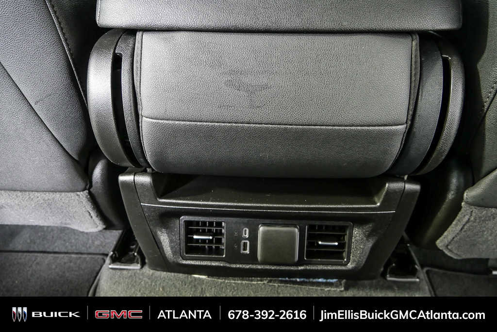Used 2025 GMC Sierra 1500 SLT AWD/4WD image 18
