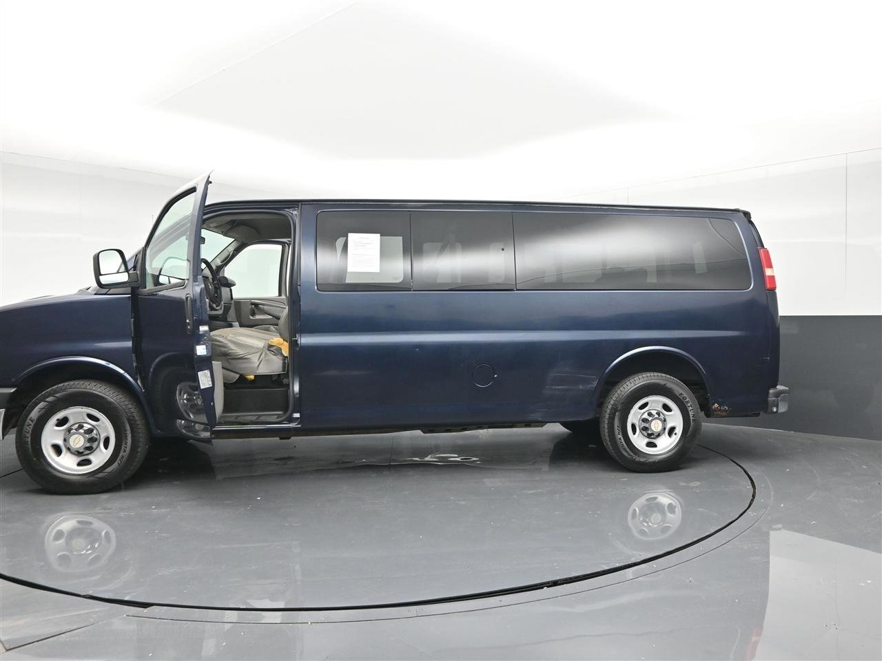 Used 2014 Chevrolet Express 3500 LT w/ LT Preferred Equipment Group image 39