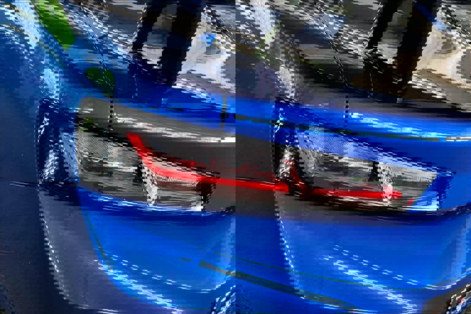 Used 2018 Chevrolet Camaro ZL1 RWD image 28