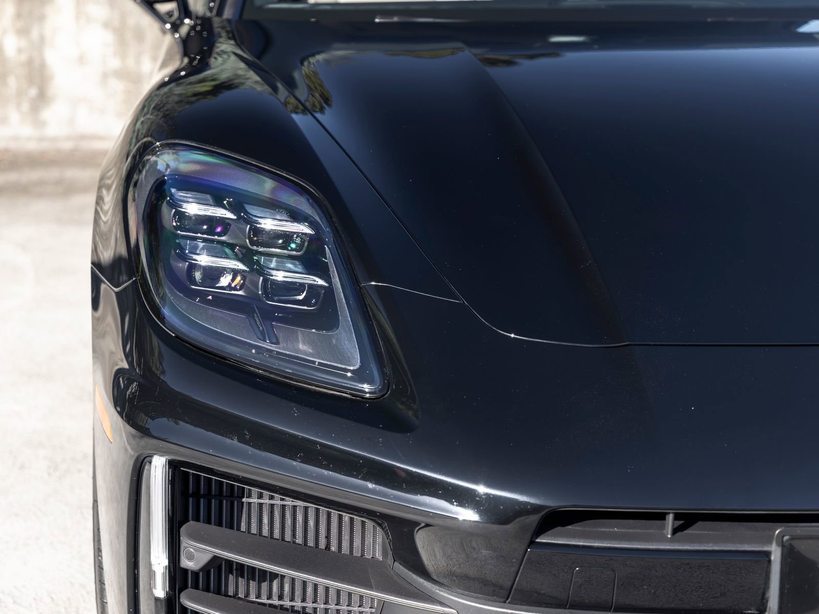Certified 2025 Porsche Panamera RWD image 14